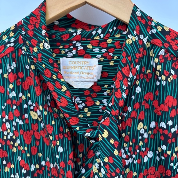 Vintage COUNTRY LAGENLOOK Pendleton RED TULIPS Cottage Core Top WOMENS 14 - Picture 2 of 9